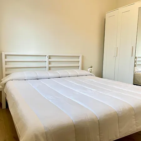 Cenisio 12 Apartment