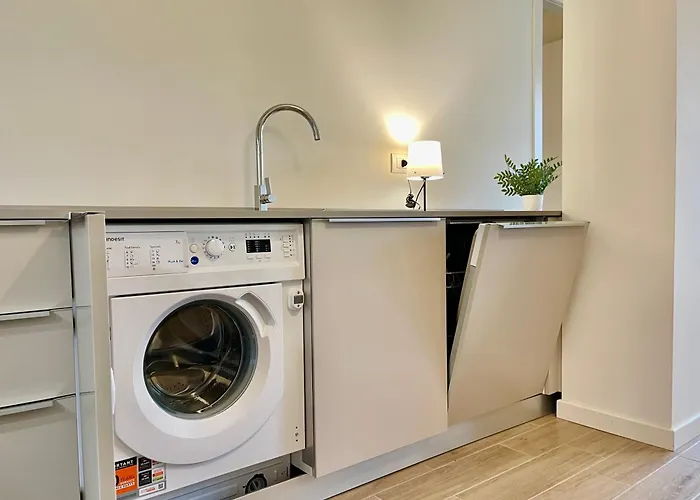 Apartment Cenisio 12 *