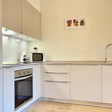 Cenisio 12 Apartament *